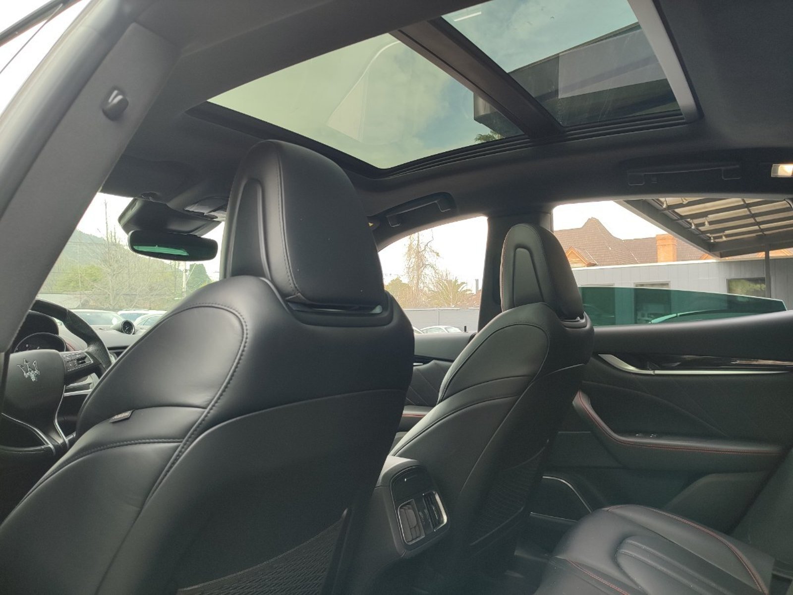 Maserati LEVANTE GRANSPORT 3.0 Q4 AT 2021 - Imagen 10 de 18