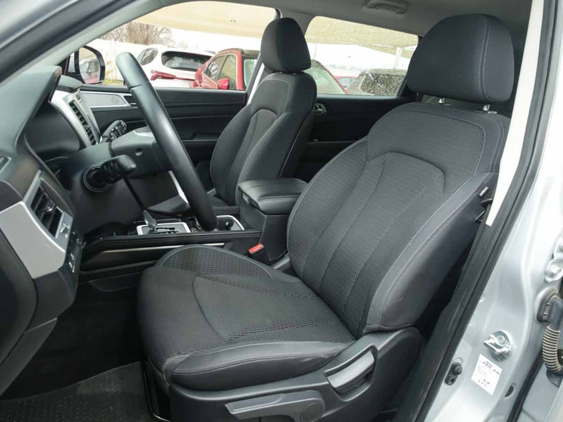 SsangYong REXTON 4X4 AT 2023 - Imagen 6 de 8
