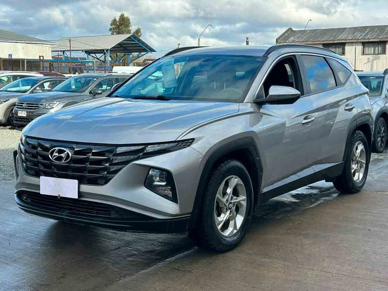 Hyundai TUCSON 2.0 GL AT 4WD ABS 2AB 2022 - Imagen 17 de 20