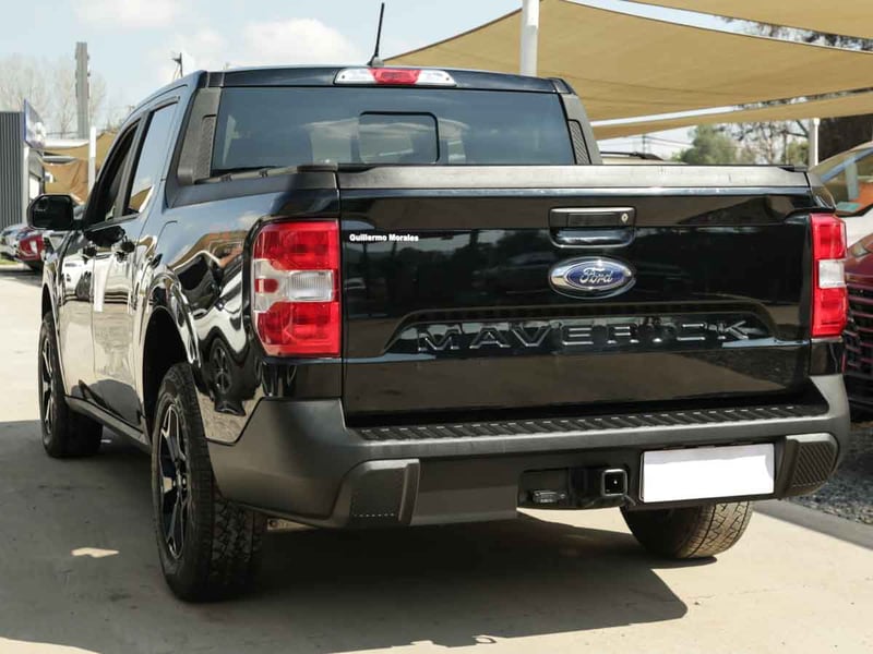 Ford MAVERICK LARIAT 4X4 2.0 AUT 2024 - Imagen 3 de 8