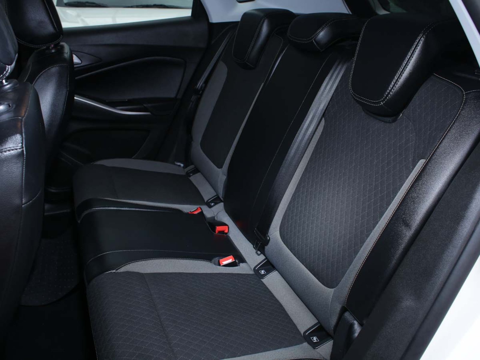 Opel GRANDLAND TD 1.5 AUT 2022 - Imagen 8 de 8