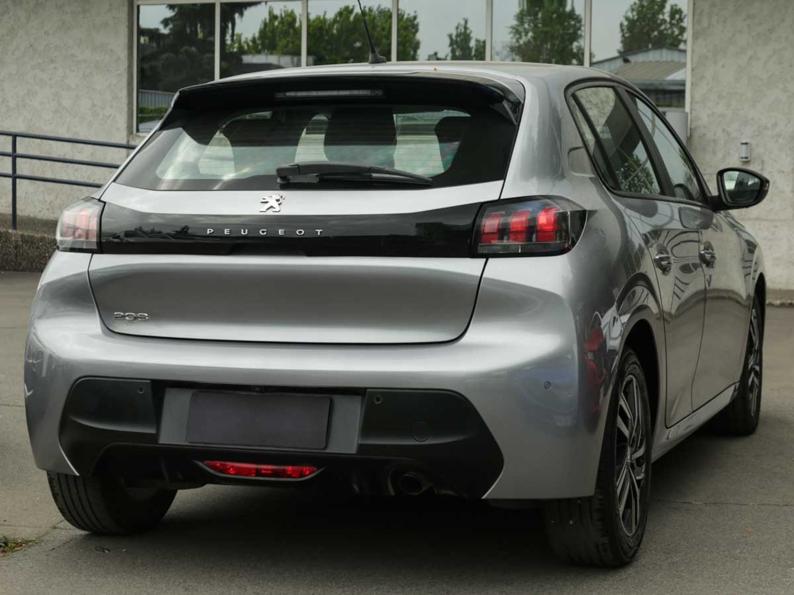 Peugeot 208 ACTIVE BLUEHDI 1.6 2024 - Foto 4 de 8
