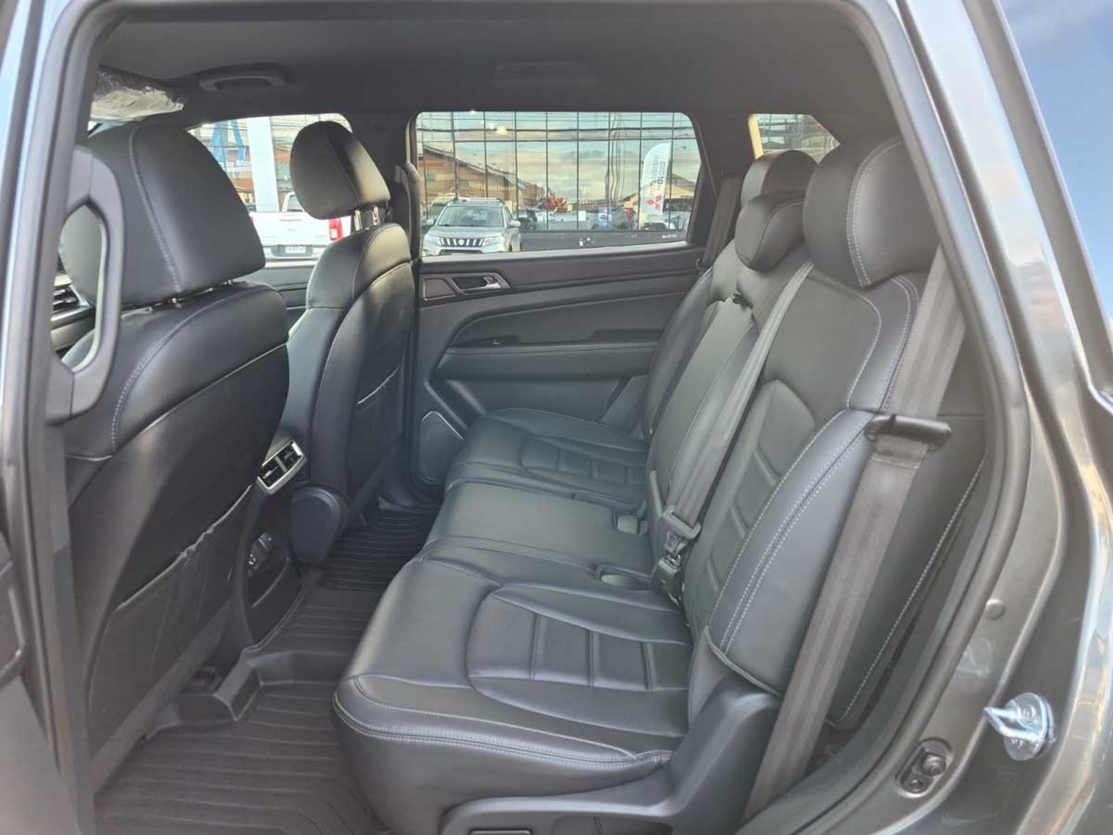 SsangYong NEW REXTON GLX 2.2TD 8AT 4WD 6AB * 2025 - Imagen 7 de 8