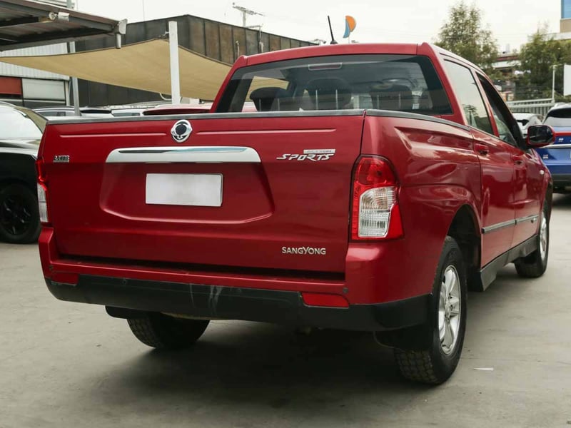 SsangYong NEW ACTYON SPORT 4X2 MT SEMI FULL 2017 - Imagen 4 de 8