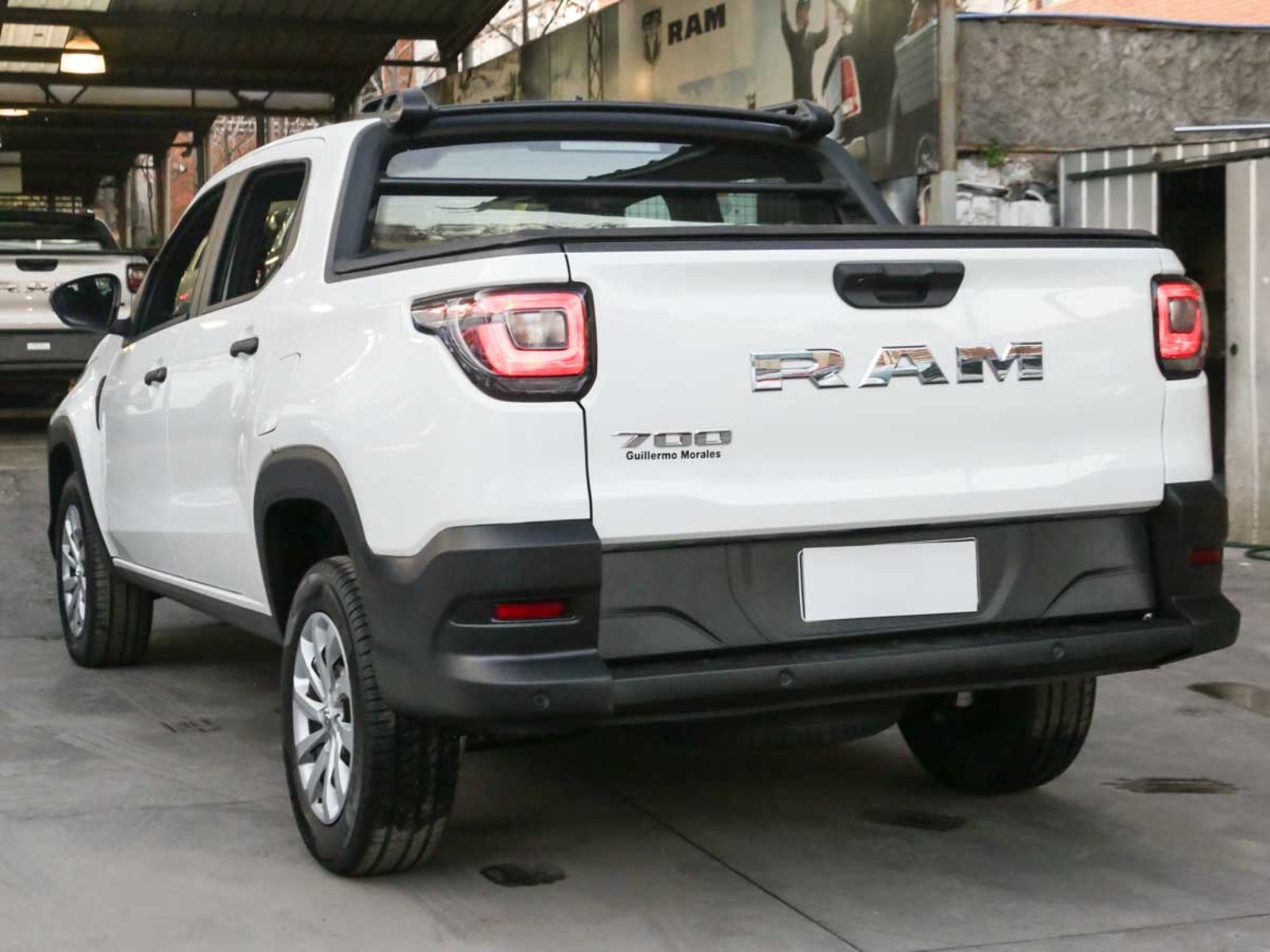 RAM 700 SLT CREW CAB 1.3 MT 2026 - Foto 3 de 7