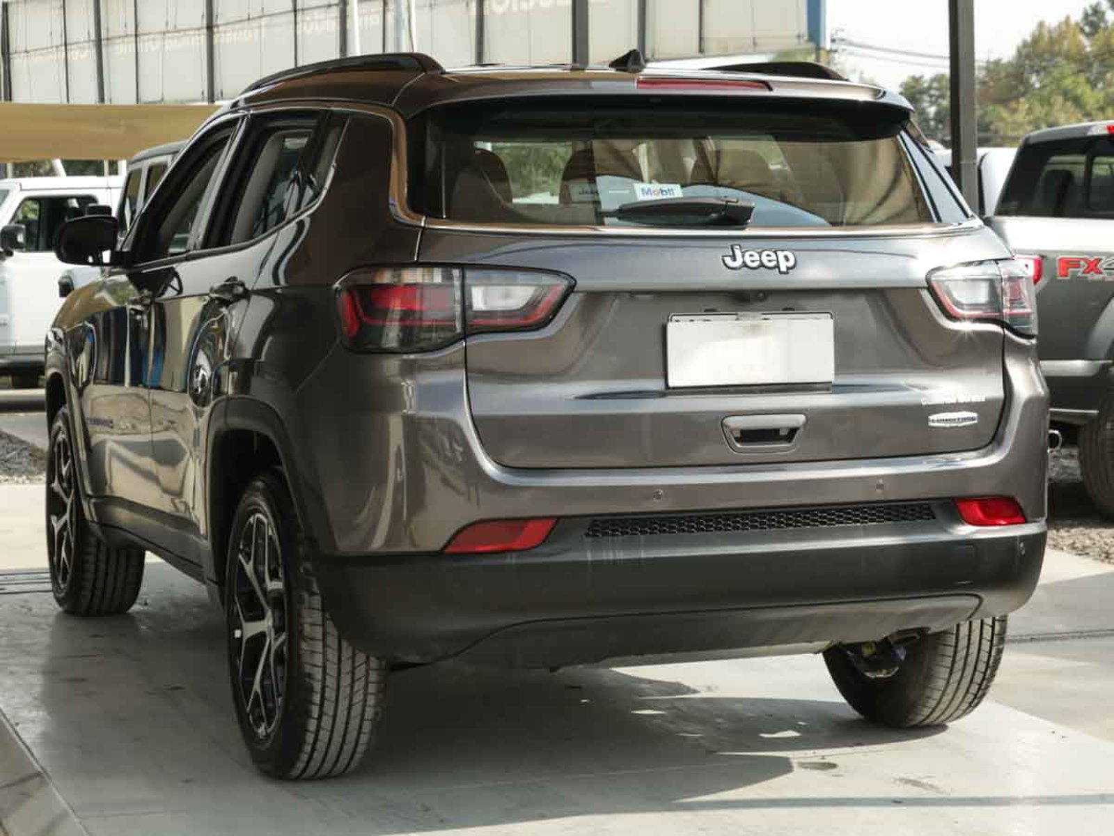 Jeep COMPASS LONGITUDE 4X2 1.3 AUT 2026 - Imagen 20 de 20