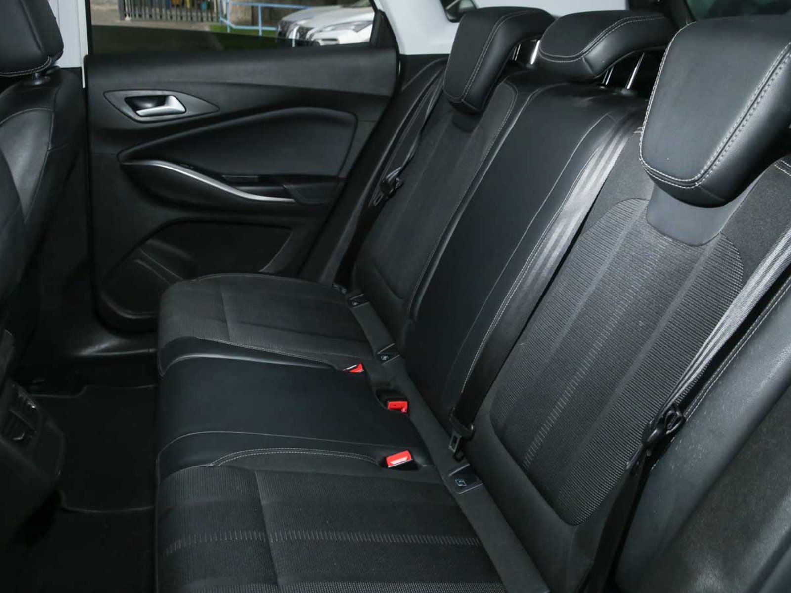 Opel GRANDLAND TD 1.5 AUT 2024 - Imagen 8 de 8