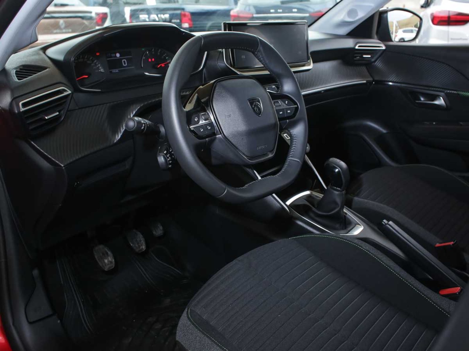 Peugeot 208 2025 - Imagen 6 de 8