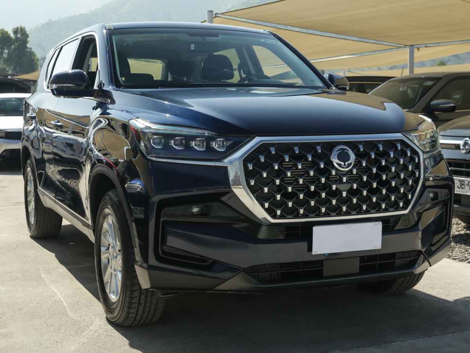 SsangYong NEW REXTON LX 2.0 T 6MT 2WD 6AB 2023 - Imagen 10 de 16