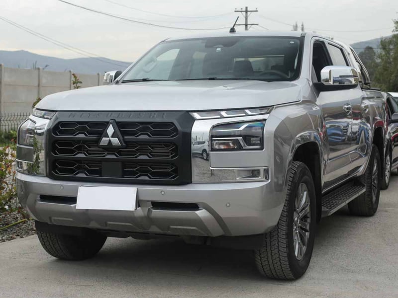 Mitsubishi NEW L200 DAKAR XR MT E6B 2025