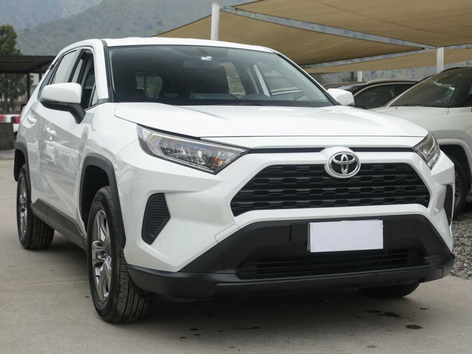 Toyota RAV 4 2.0 4X4 MT 2024 - Imagen 15 de 20