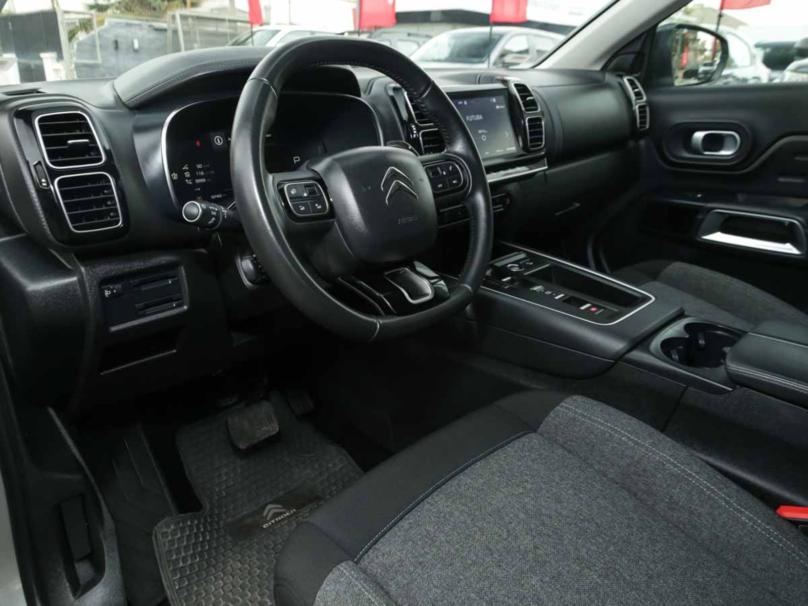 Citroën C5 AIRCROSS HDI 1.5 AUT 2024 - Imagen 6 de 8