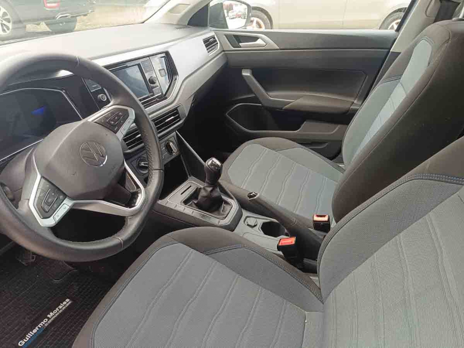 VOLKSWAGEN NIVUS TSI 1.0 2023 - Imagen 8 de 15