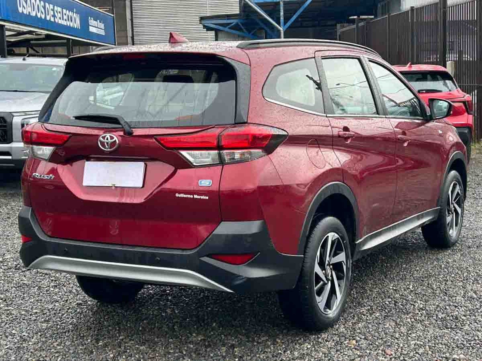 Toyota RUSH 1.5 MT 2021 - Foto 4 de 8