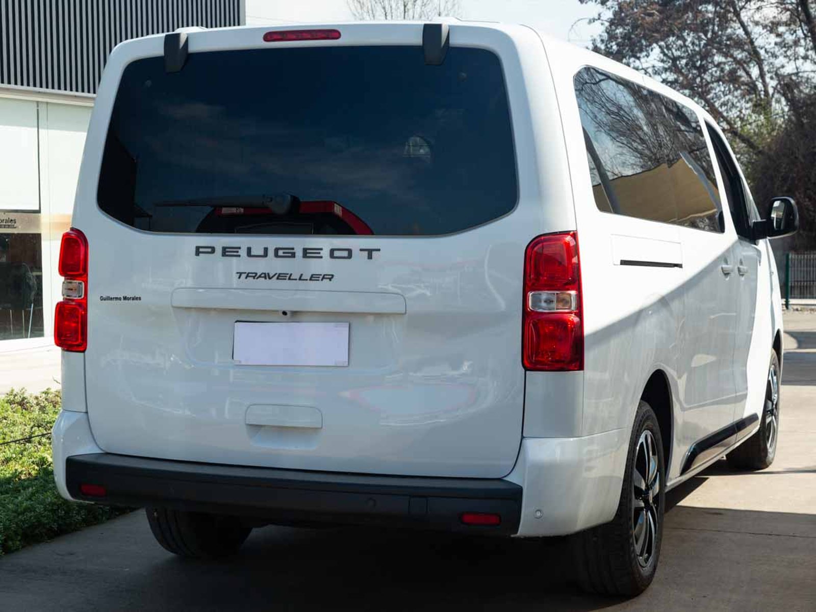 Peugeot NEW TRAVELLER MCA L3 9P DIESEL 180HP AT 2026 - Foto 4 de 9