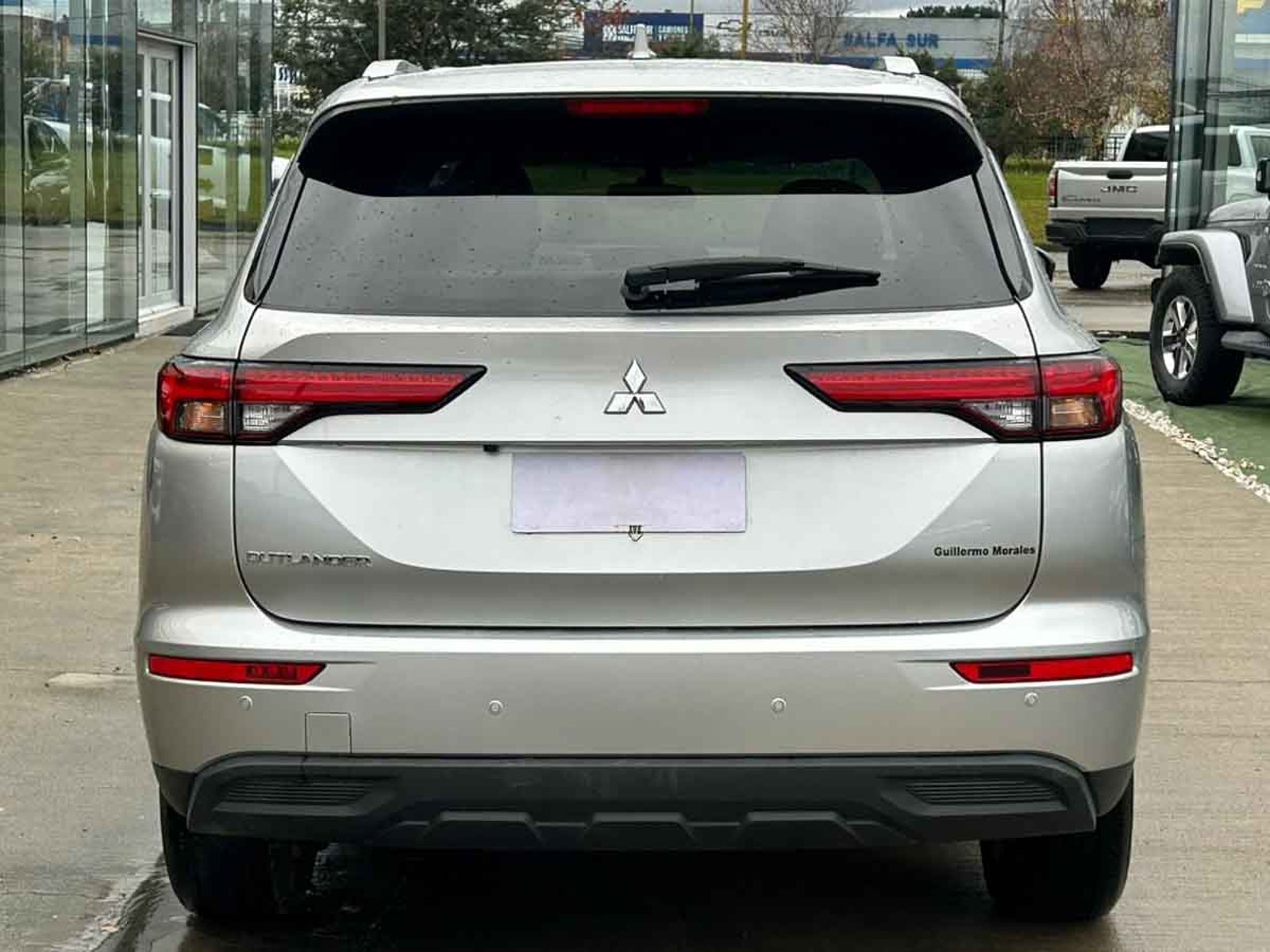 MITSUBISHI NEW OUTLANDER 4X2 AT GL 2026 - Imagen 5 de 16