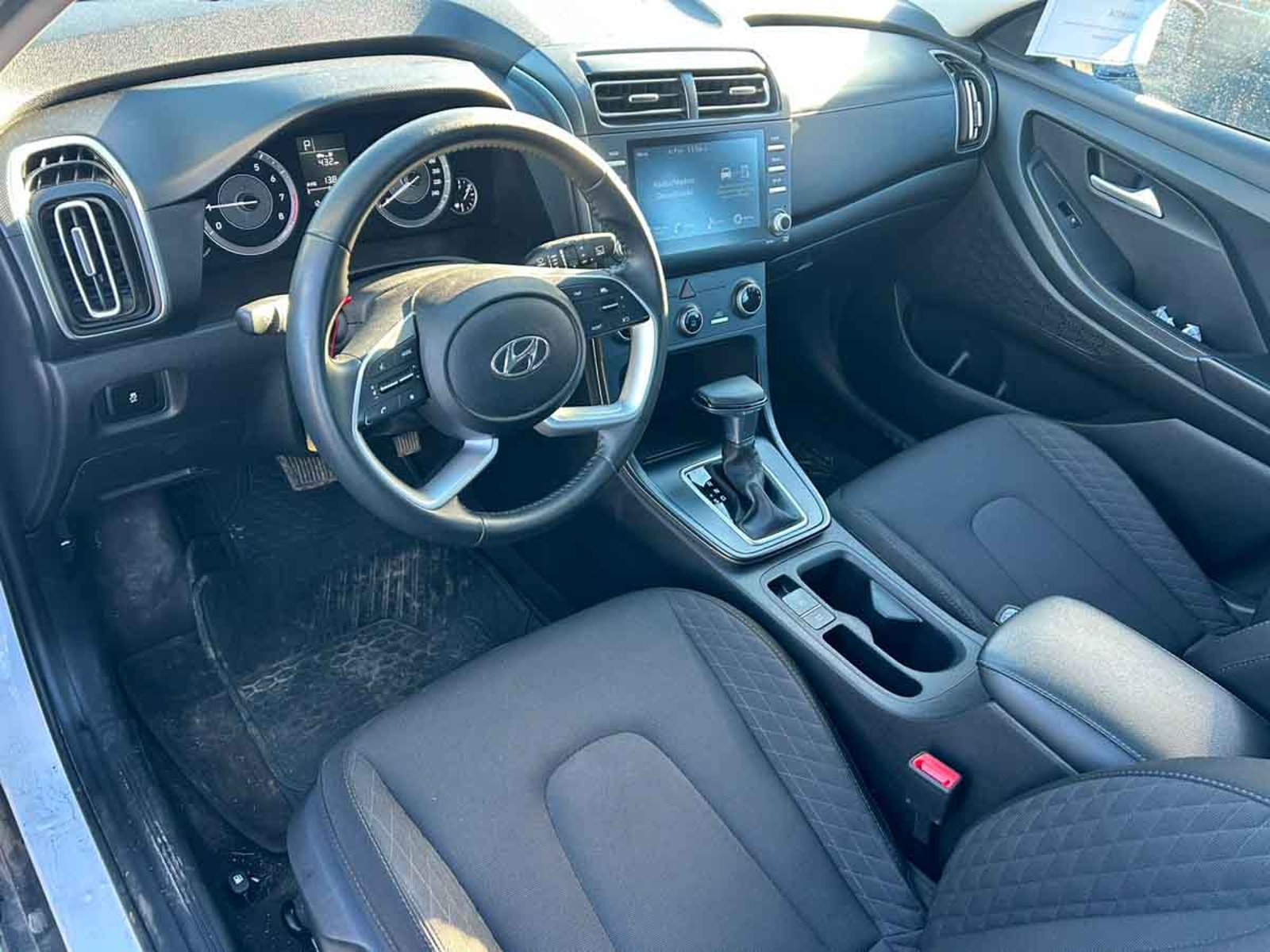 Hyundai Creta SU2i 1.5 CVT PLUS 2025 - Imagen 6 de 8