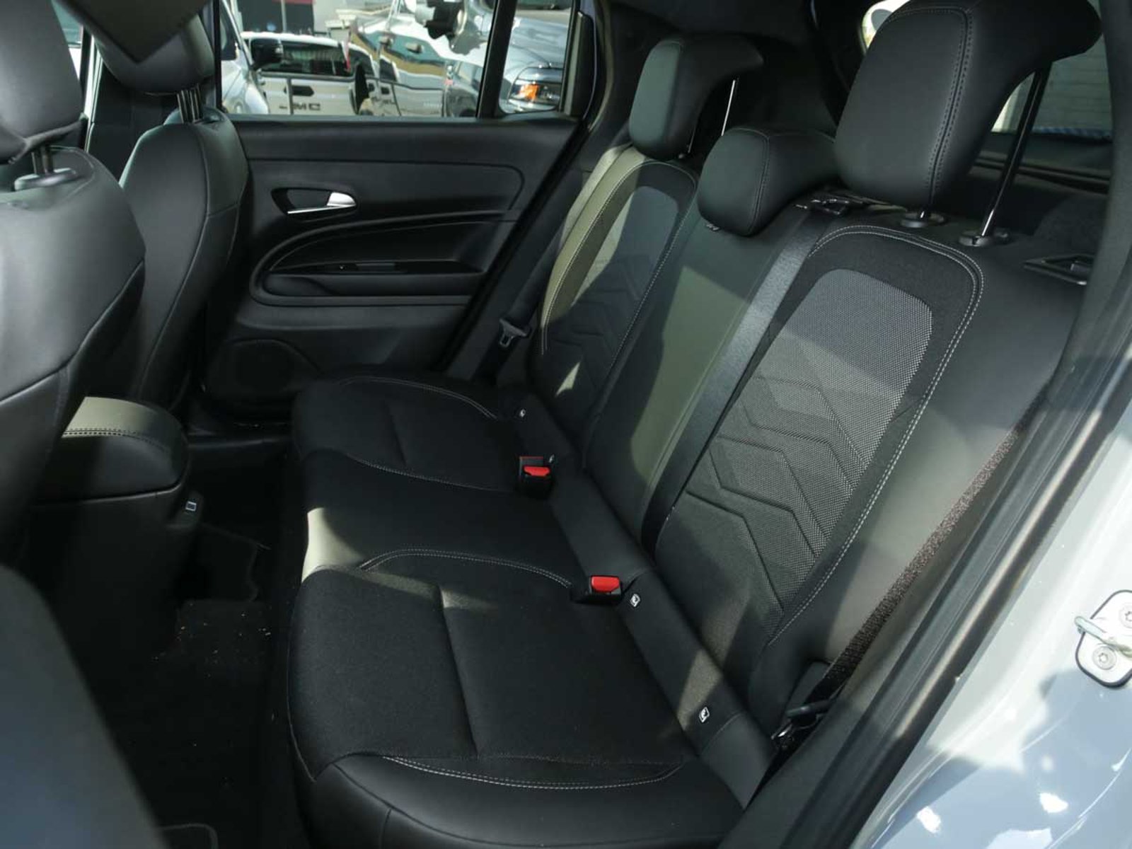 Jeep AVENGER ALTITUDE SUMMIT 1.2 AUT 2026 - Imagen 8 de 8