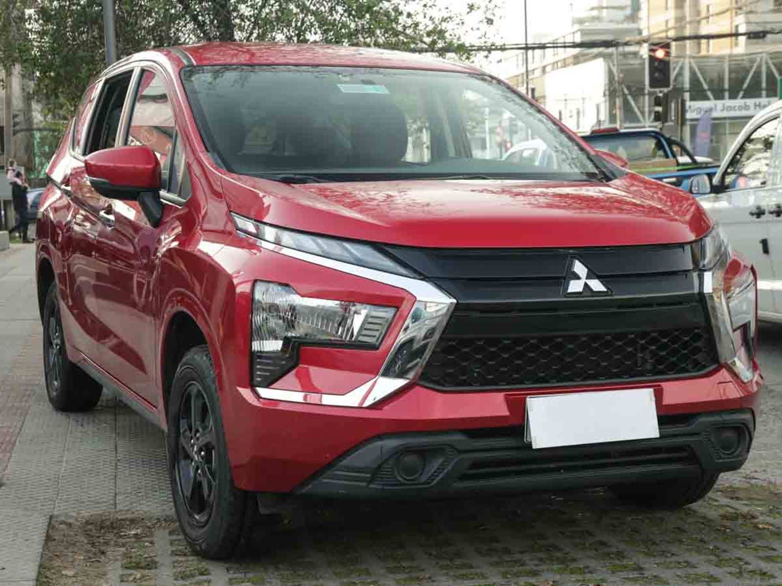 Mitsubishi XPANDER MT GL 2025 - Foto 2 de 8