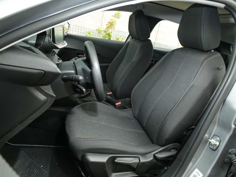 Peugeot 208 1.2 2024 - Imagen 7 de 8