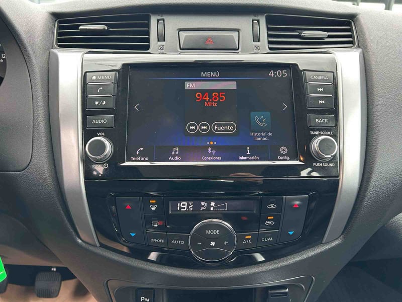 Nissan NAVARA  SE  4x2  DL210 2024 - Imagen 13 de 20