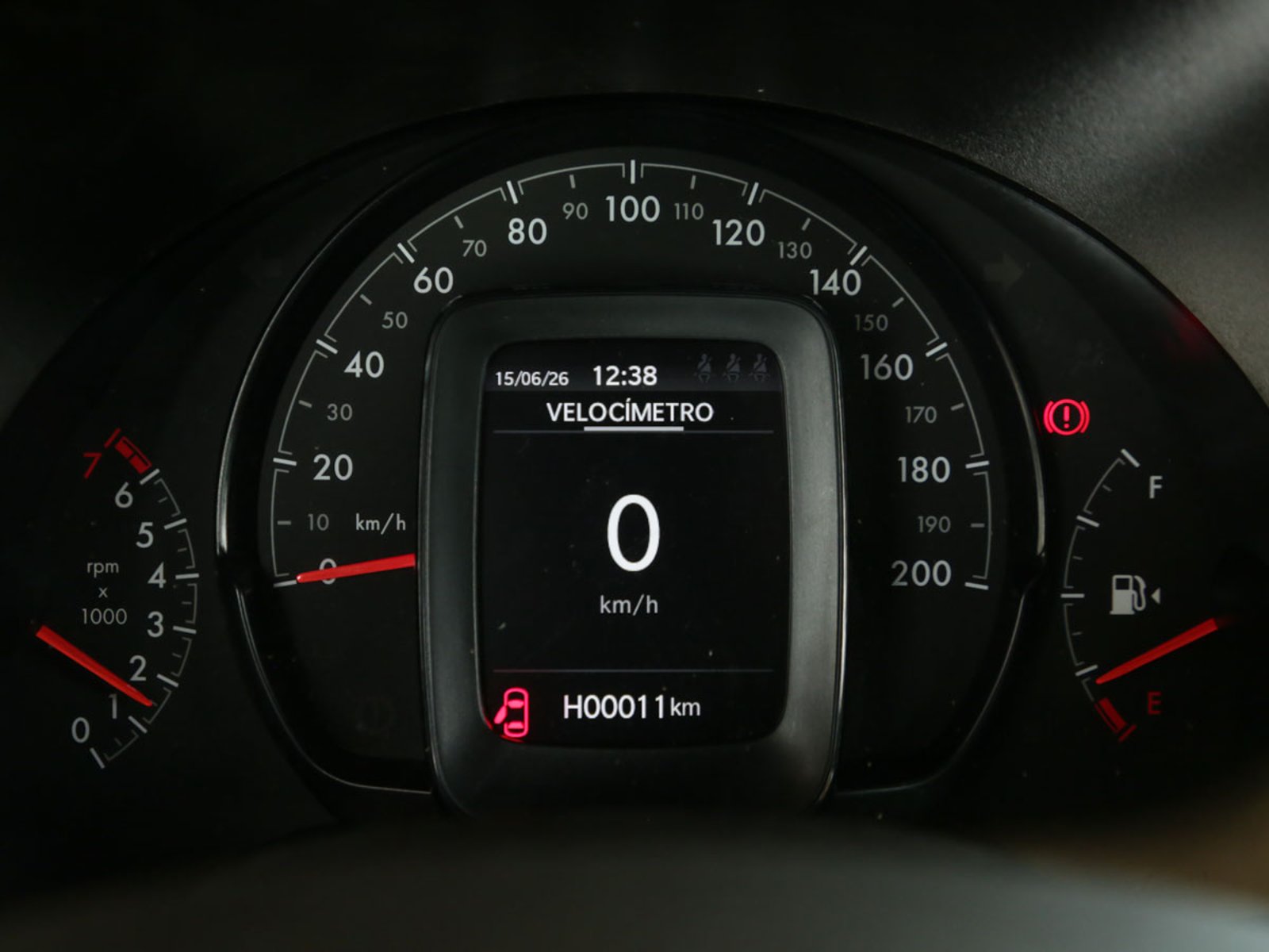 RAM 700 BIGHORN CREW CAB 1.3 MT 2026 - Imagen 8 de 14