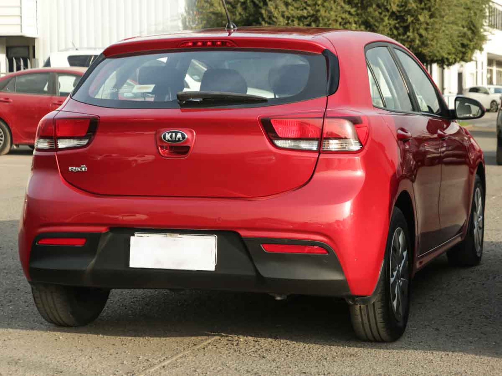 Kia RIO 5 HATCH BACK 1.4 2021 - Imagen 4 de 8