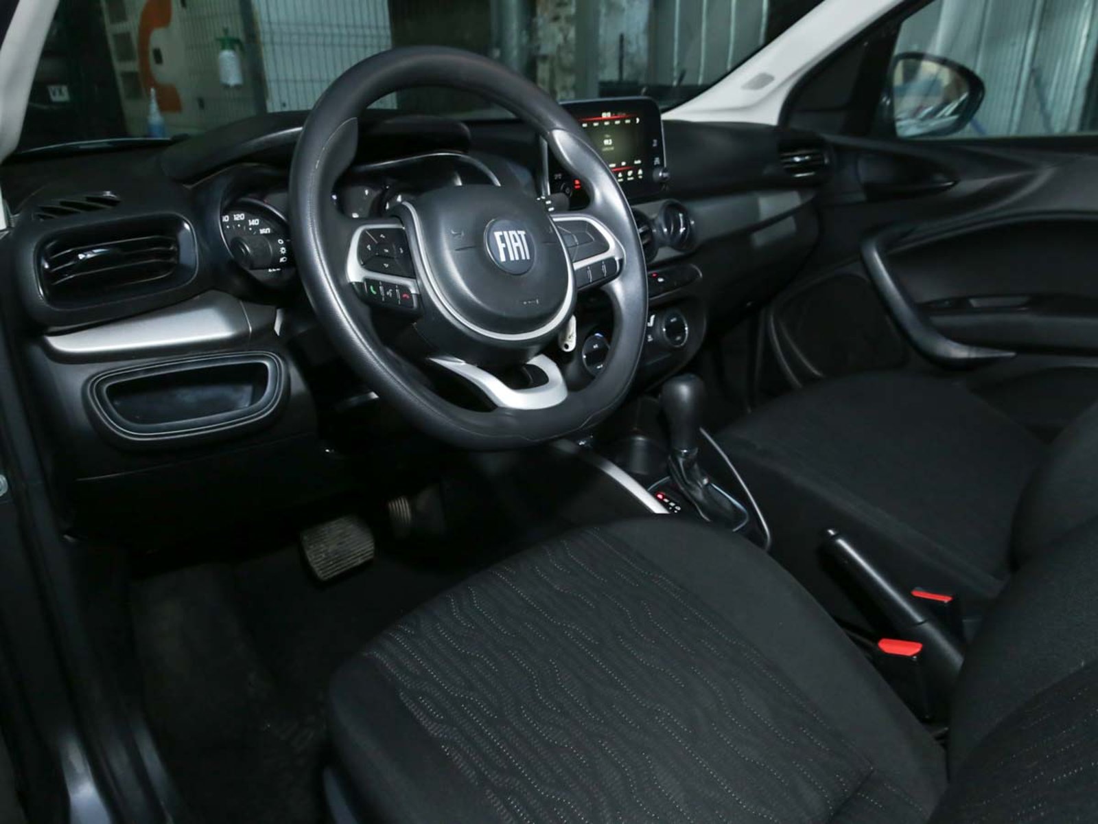 FIAT CRONOS DRIVE 1.8 AT 2022 - Imagen 6 de 8