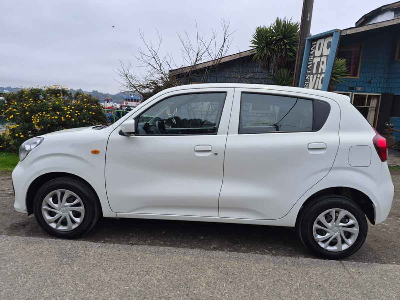 SUZUKI CELERIO GLX HB 1.0 2024 - Imagen 13 de 13