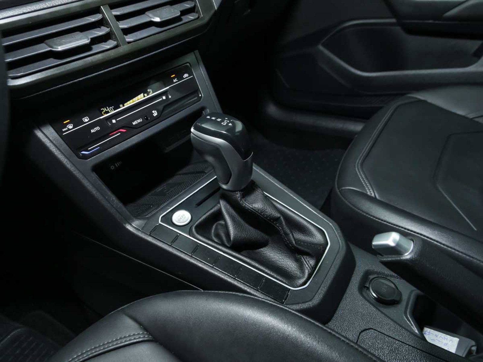 VOLKSWAGEN POLO TSI 1.0 HIGHLINE AUT 2025 - Imagen 9 de 13