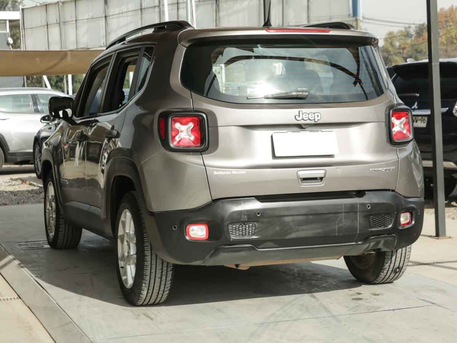 Jeep RENEGADE SPORT 4X2 LX  MT 2019 - Foto 3 de 8