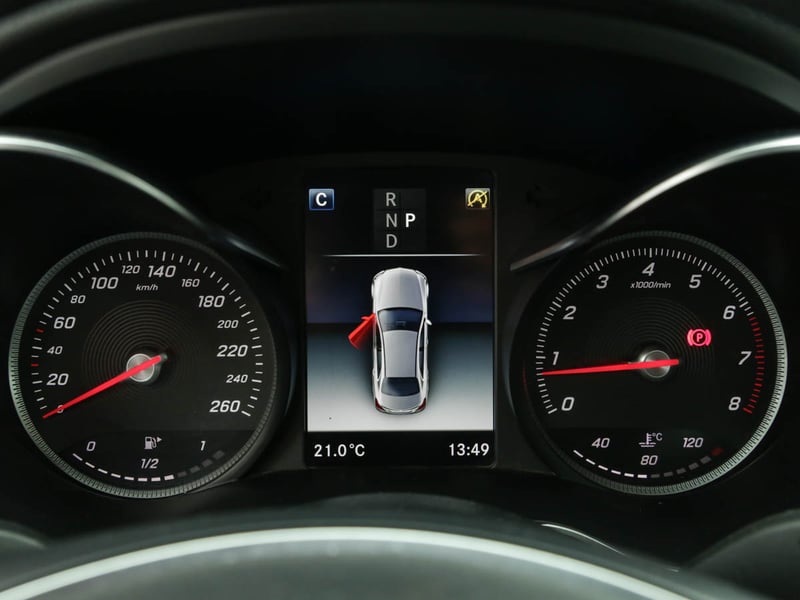 Mercedes-Benz C 180 2018 - Imagen 5 de 8