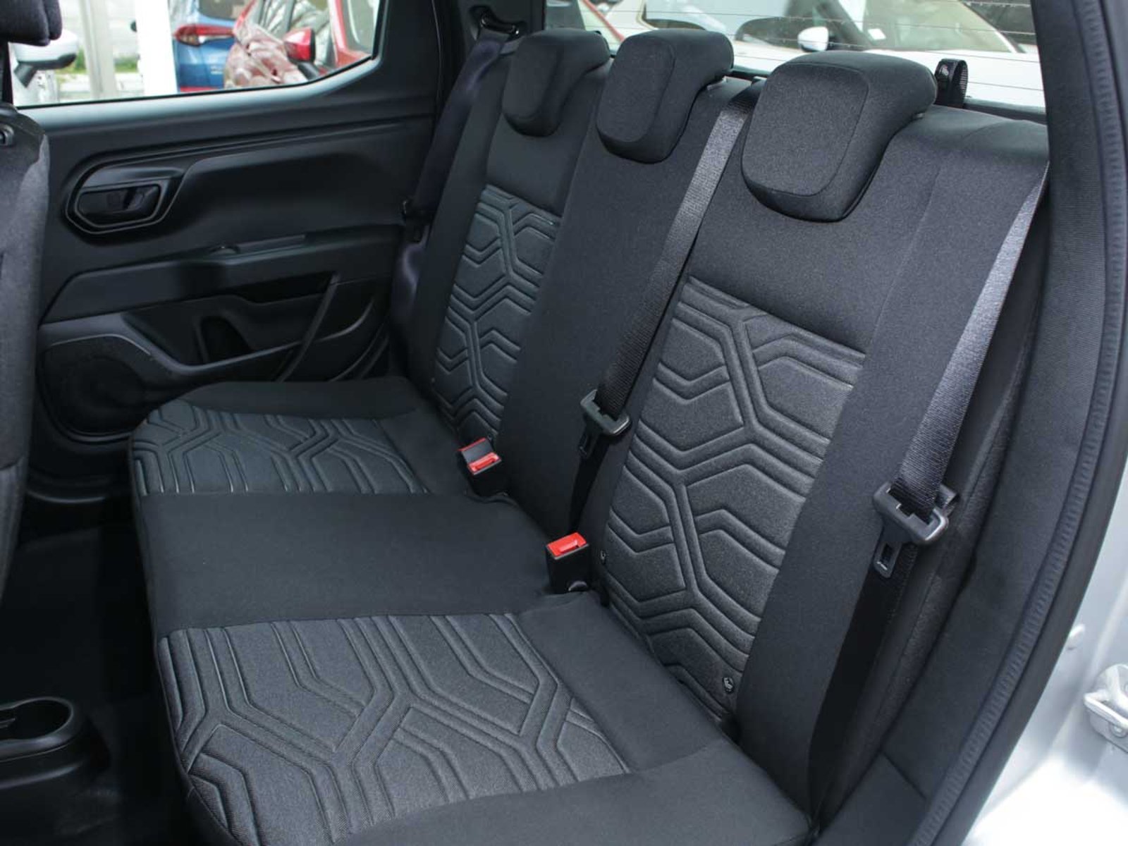 RAM 700 BIGHORN CREW CAB 1.3 MT 2026 - Imagen 8 de 8