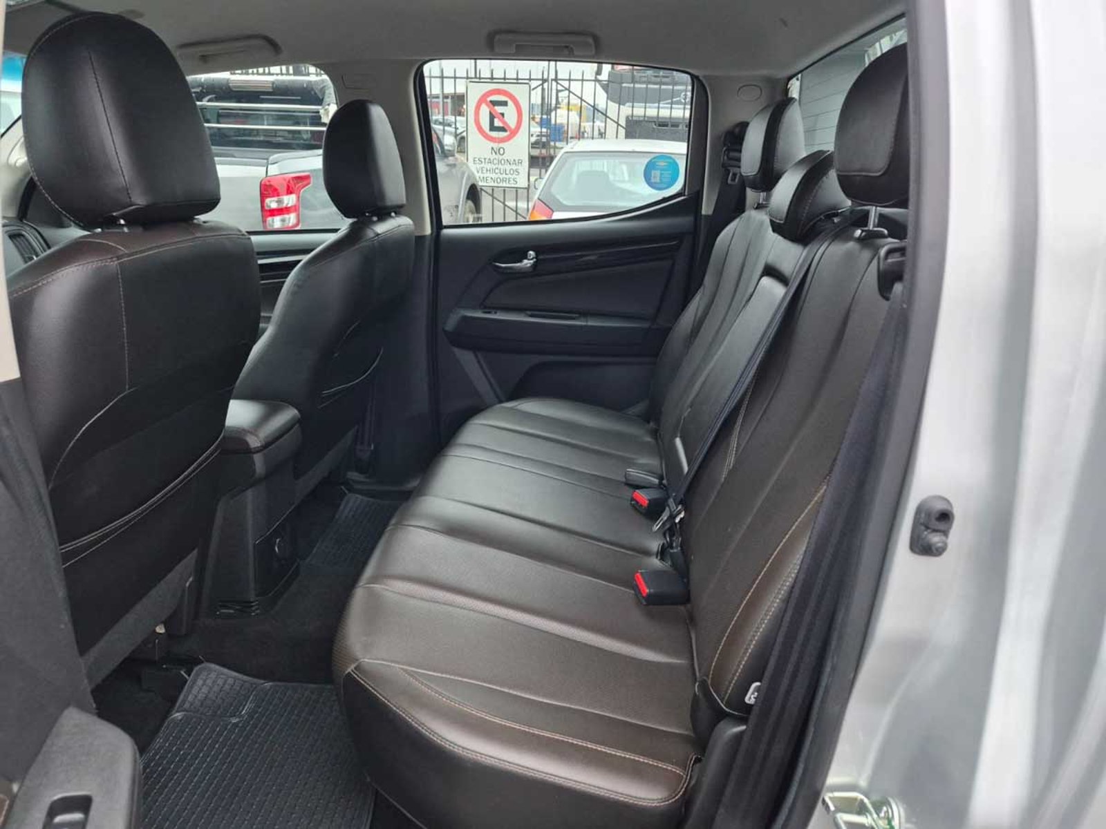 Chevrolet COLORADO High Country 4x4 2.8 AT 2022 - Imagen 6 de 8