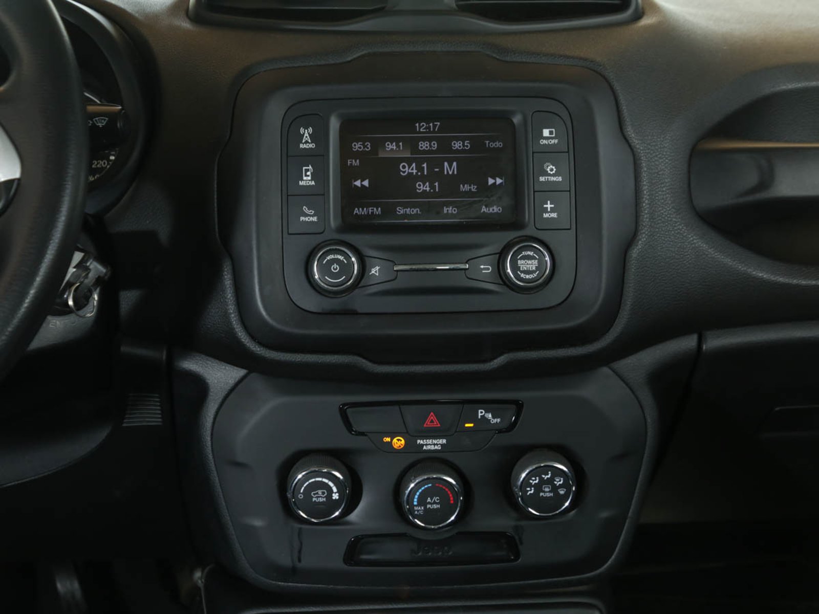 JEEP RENEGADE SPORT 4X2 LX  MT 2019 - Imagen 13 de 13