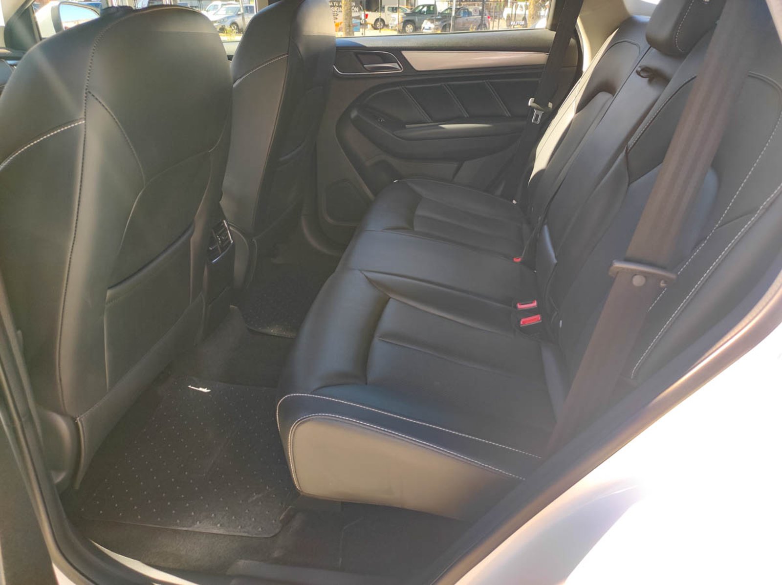 MG MG RX5 1.5T DCT DLX 2022 - Imagen 10 de 14