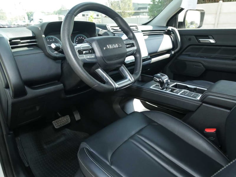 JMC GRAND AVENUE 4X4 AT 2024 - Imagen 6 de 8