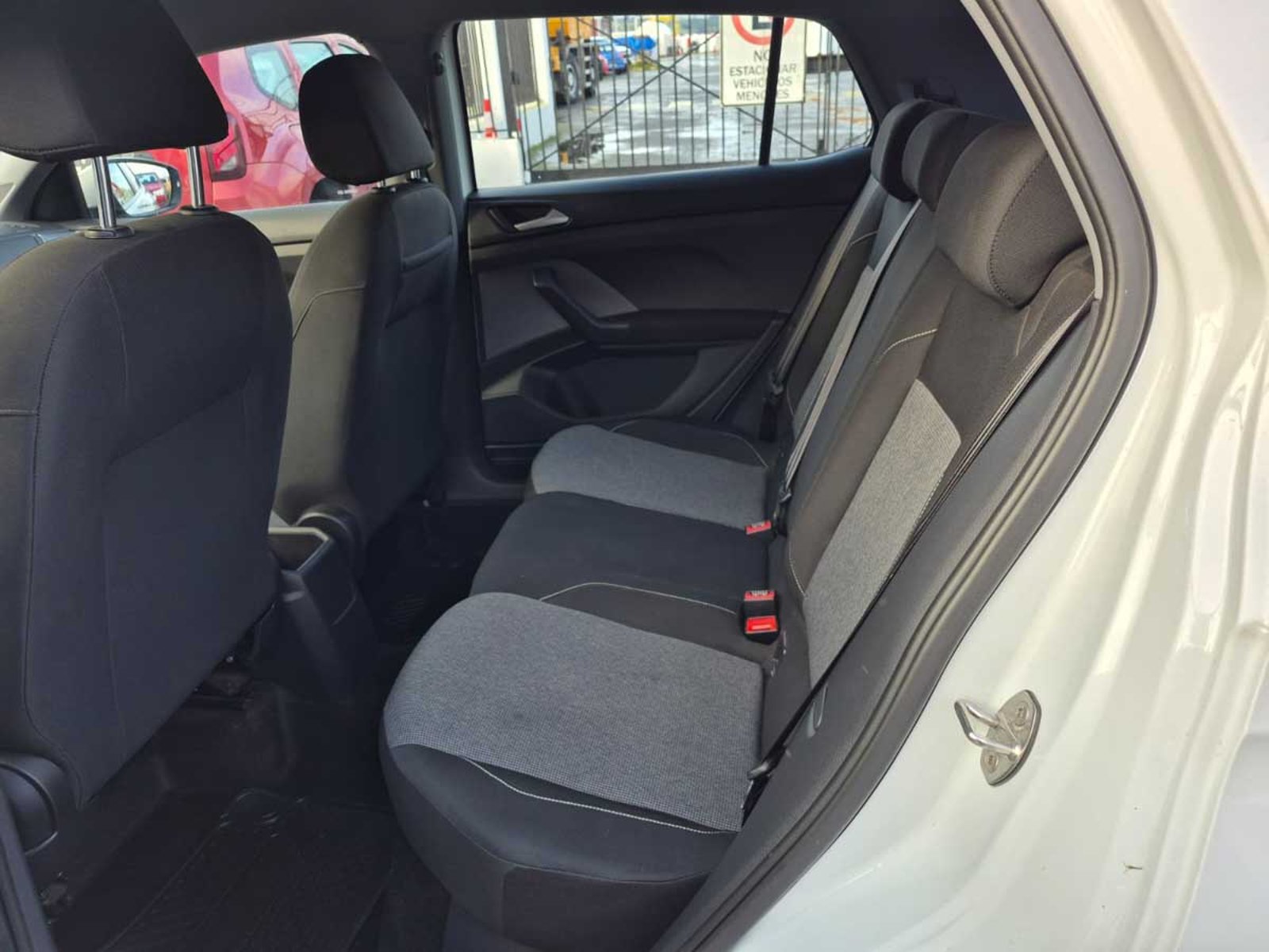 VOLKSWAGEN T CROSS TSI 1.0 2025 - Imagen 9 de 14