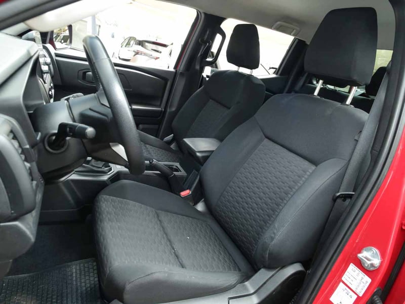 Mitsubishi NEW L200 KATANA XR E6B 2025 - Imagen 7 de 8