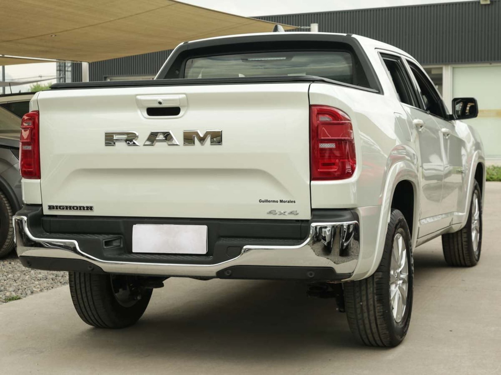 RAM RAMPAGE BIGHORN 2.2 DIESEL 200 HP 4X4 AT 2026 - Foto 4 de 8