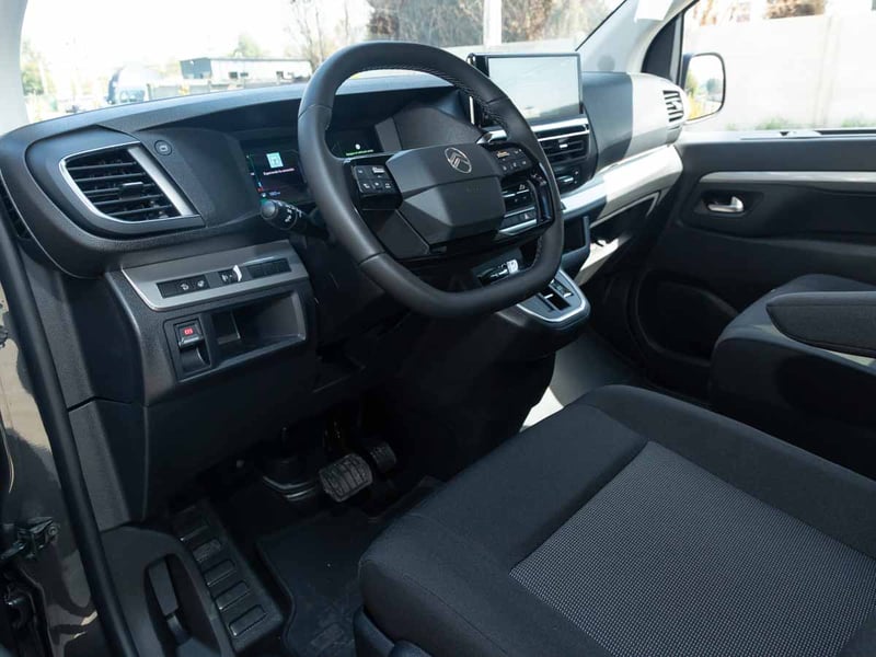 Citroën SPACETOURER MCA 8P DIESEL 180HP AT 2026 - Imagen 6 de 9
