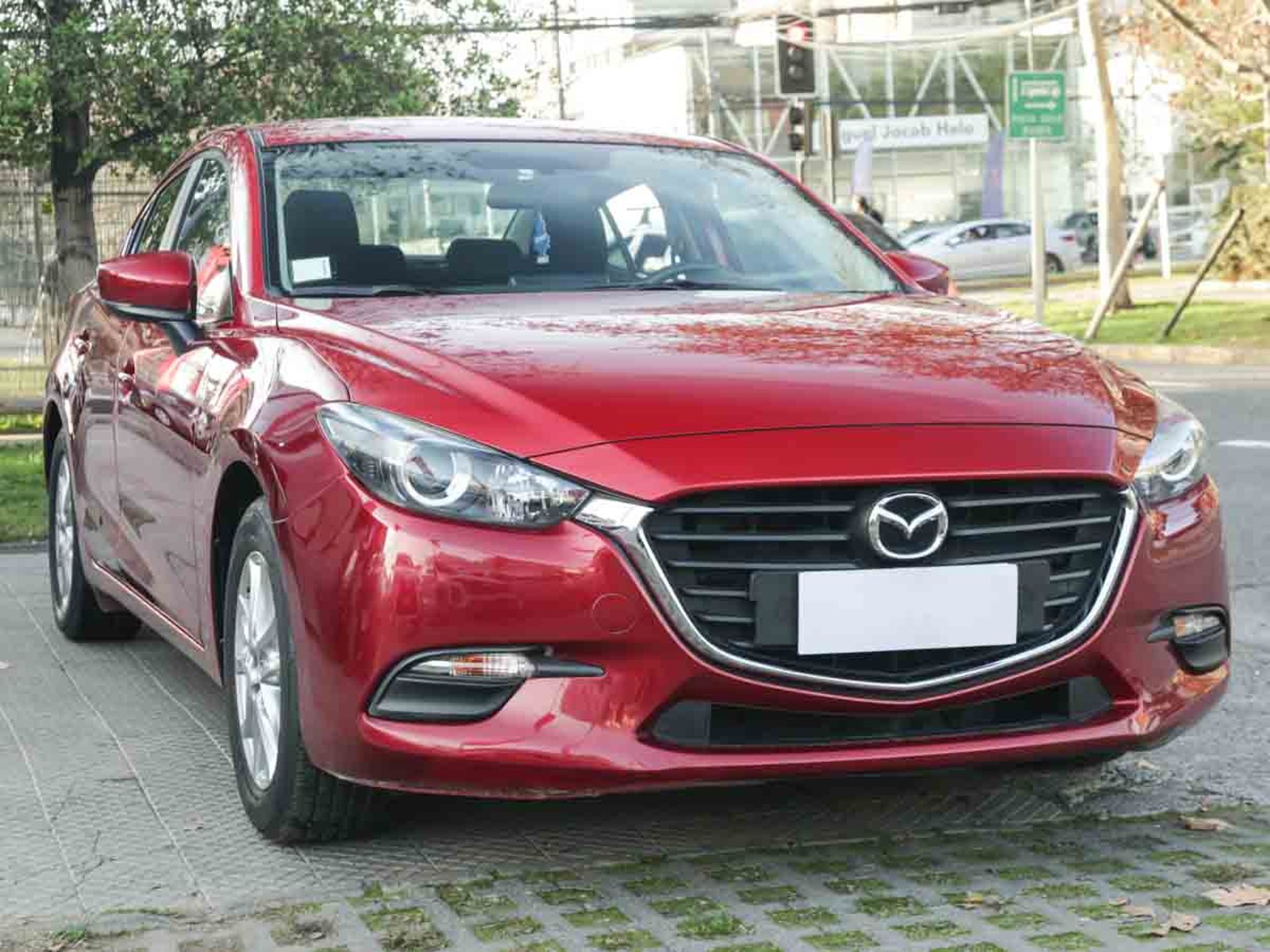 Mazda NEW 3 1.6 AUT 2019 - Foto 2 de 8