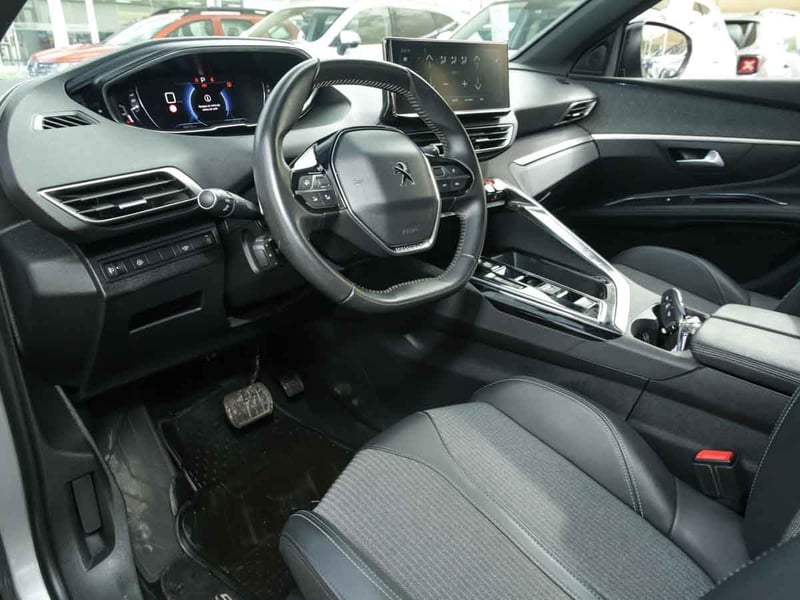 Peugeot 5008 ALLURE PACK BLUEHDI 130 EAT8 2024 - Imagen 6 de 9
