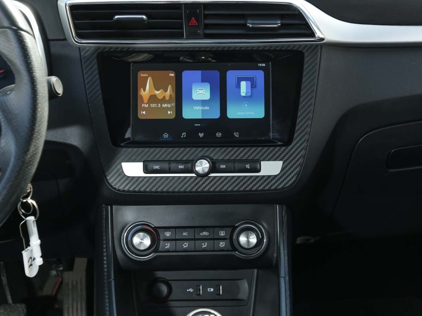 MG MG ZS 1.5 MT COM 2023 - Imagen 13 de 20