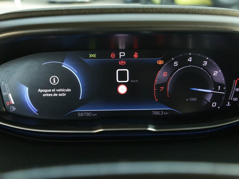 Peugeot 5008 ALLURE 1.6 AUT 2024 - Imagen 5 de 8