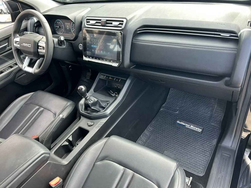JMC GRAND AVENUE 4X4 MT 2024 - Imagen 10 de 20