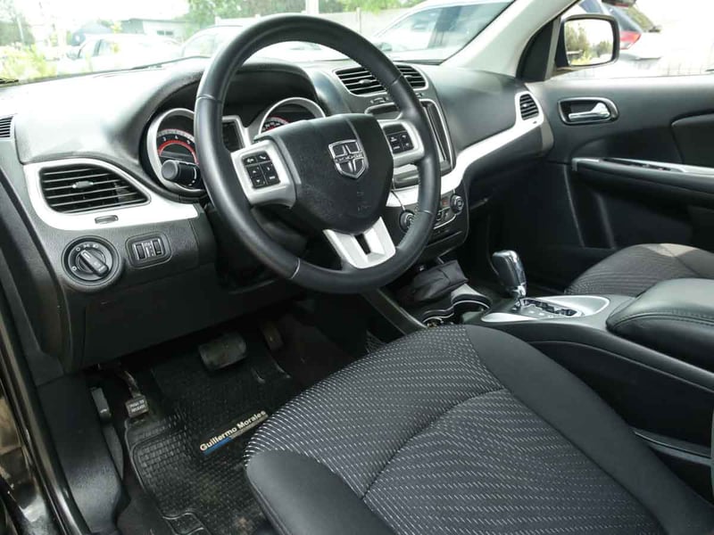 Dodge JOURNEY 2.4 AT 2019 - Imagen 6 de 9