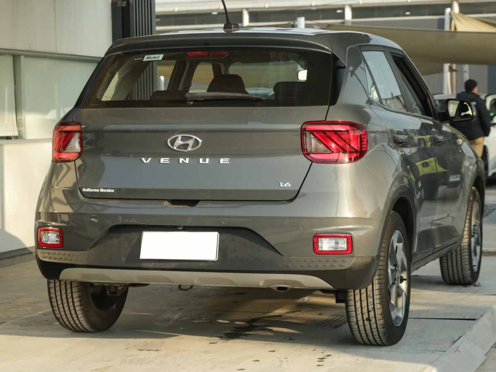 Hyundai VENUE QX 1.6 MT PLUS 2025 - Foto 4 de 8
