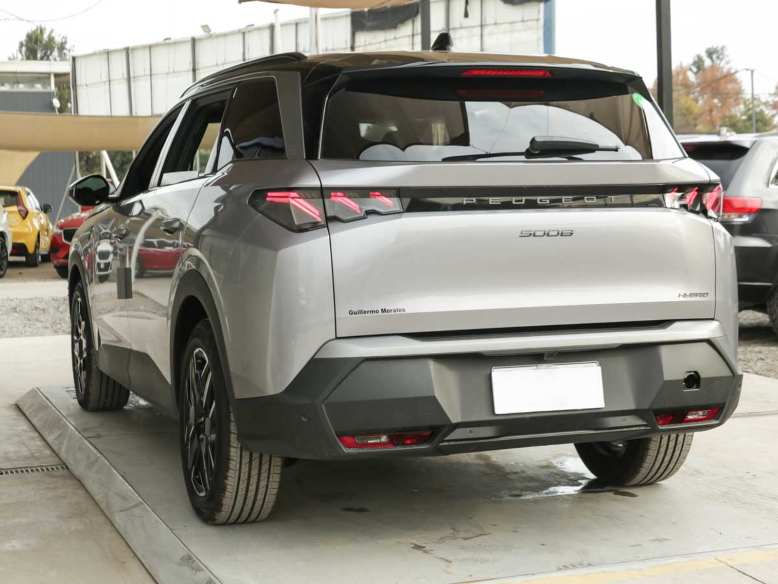 PEUGEOT NEW 5008 GT HYBRID 136HP AT 2026 - Foto 4 de 15