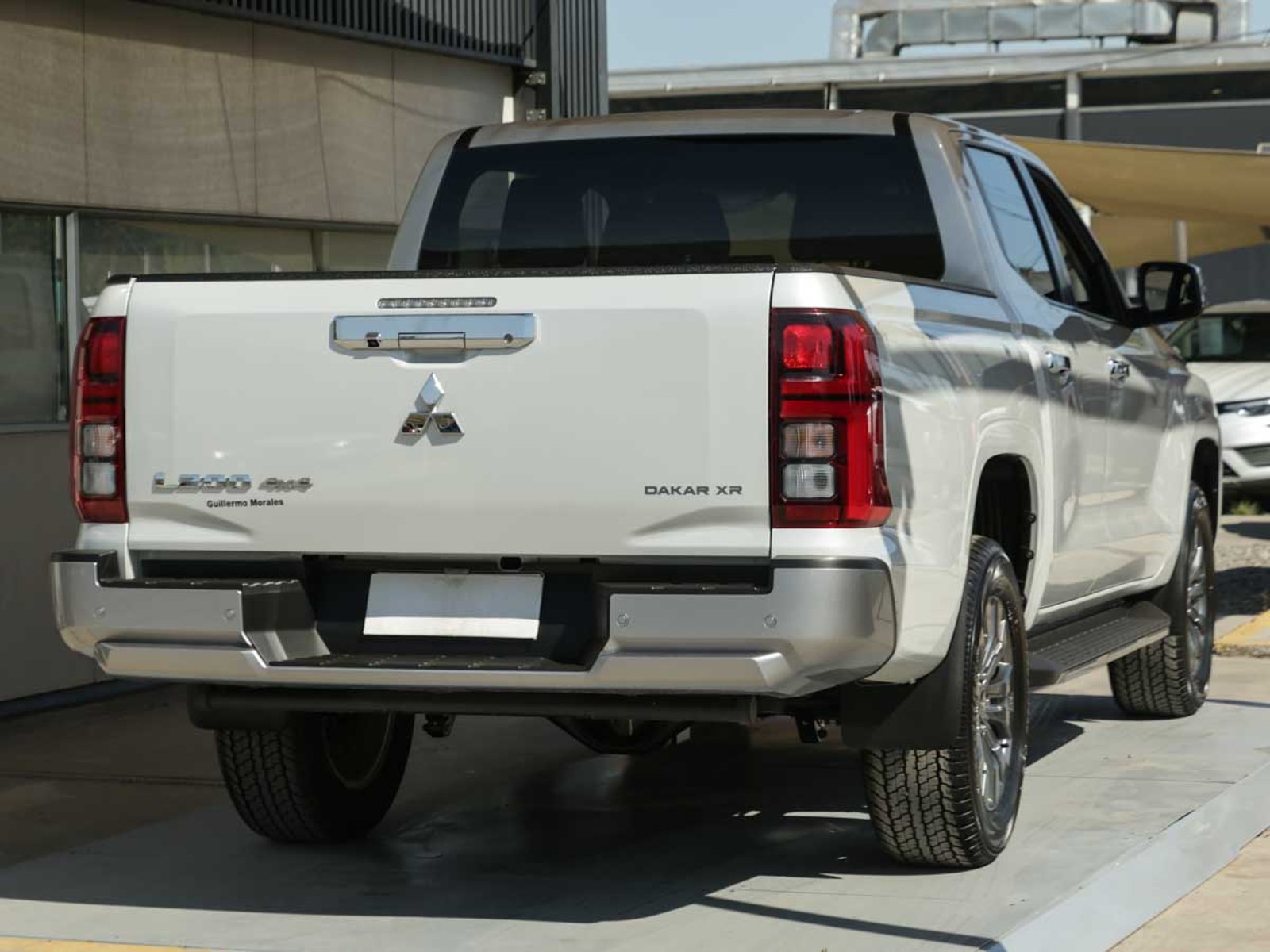 MITSUBISHI L-200 DAKAR CRS AT 2.5 D/C 4X4 TD 2025 - Imagen 6 de 15